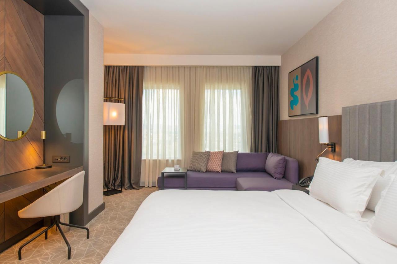 Отель Crowne Plaza Ankara By Ihg Экстерьер фото