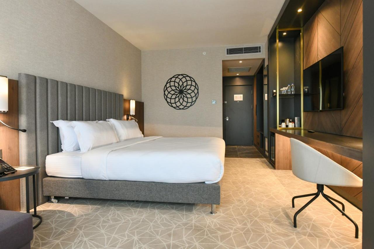 Отель Crowne Plaza Ankara By Ihg Экстерьер фото